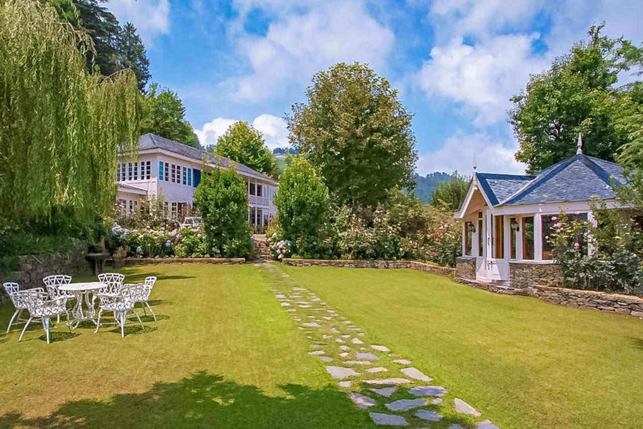 Stayvista At Violet Hill With Bonfire, Gazebo & Hill View Shimla Exterior photo