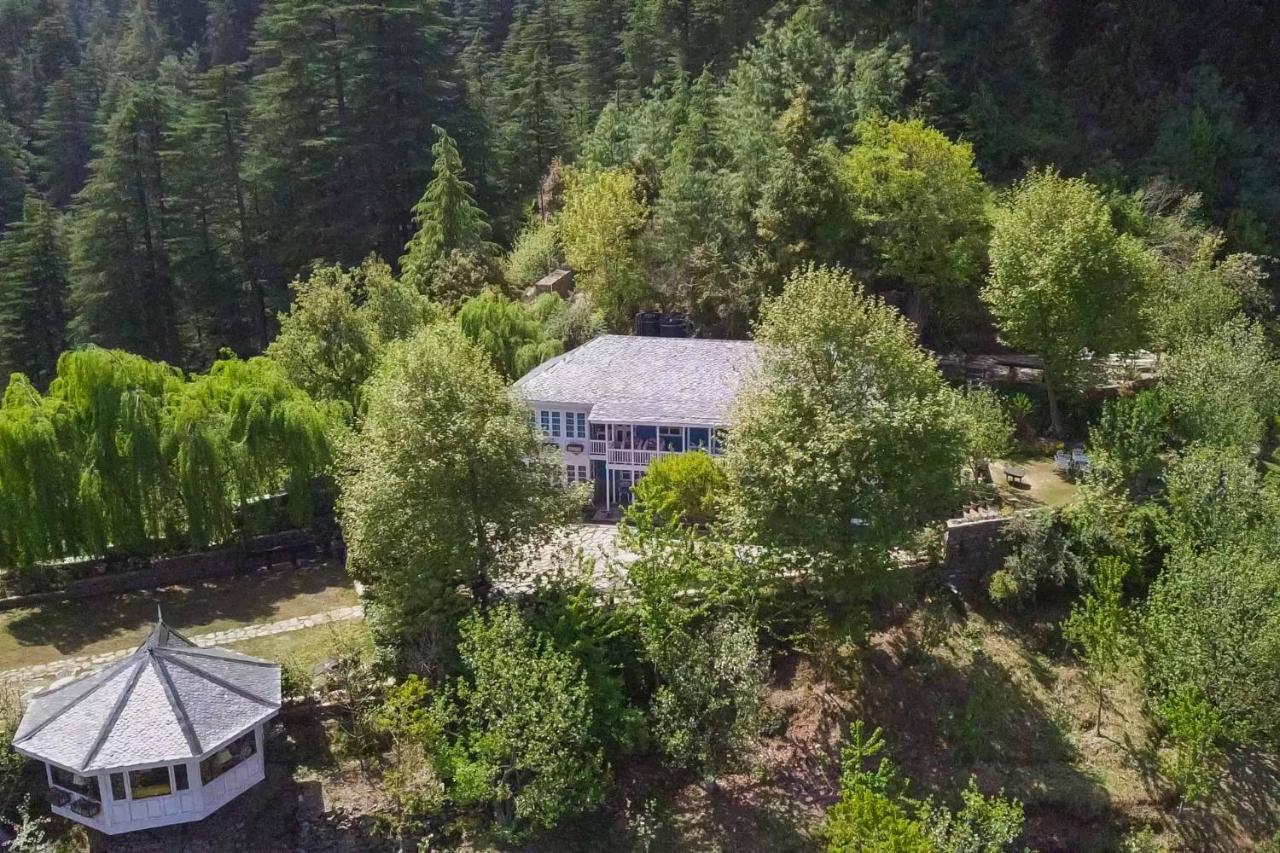 Stayvista At Violet Hill With Bonfire, Gazebo & Hill View Shimla Exterior photo